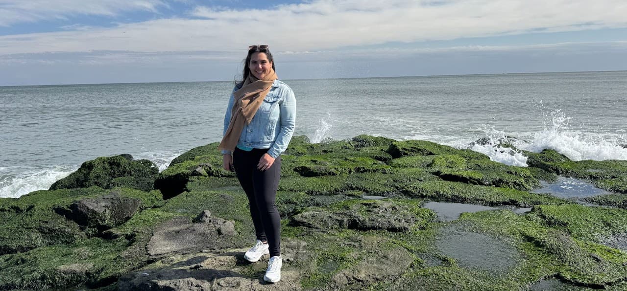 photo_of_candey_on_rocks